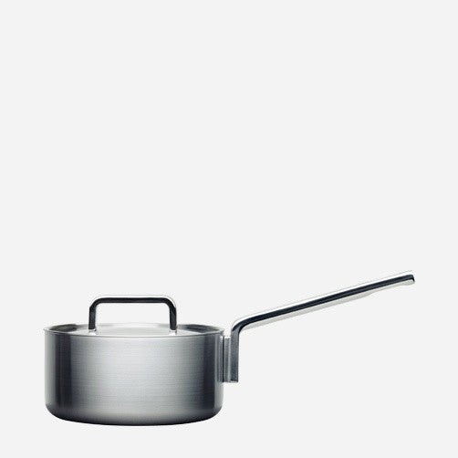 saucepan with lid 2qt