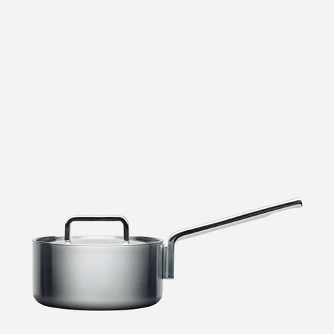 saucepan with lid 2qt