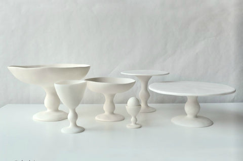 pedestal cake stand
